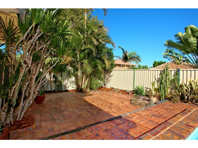 226 Oxley Drive, Coombabah QLD 4216