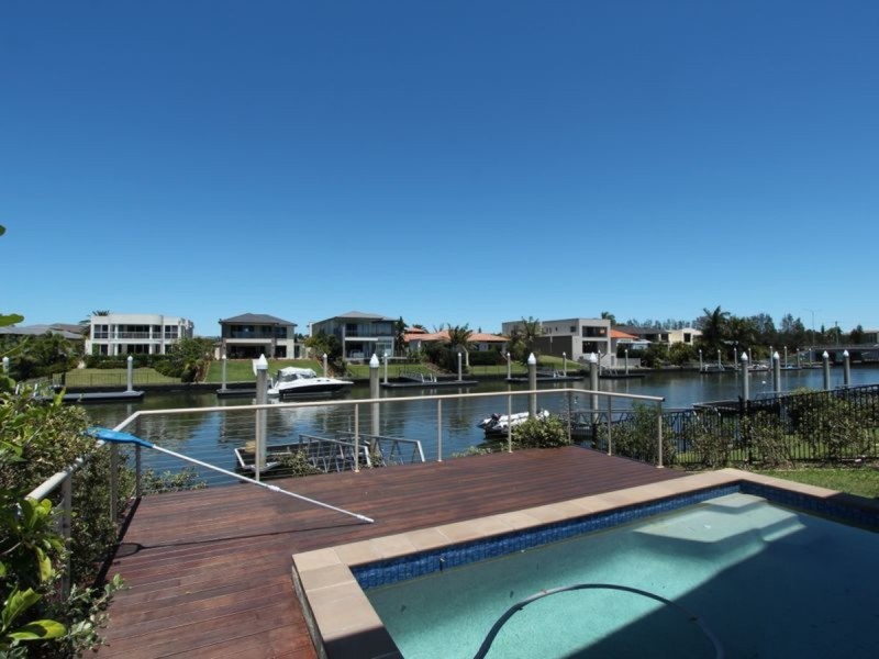 7411 Ellensbrook Drive, Hope Island QLD 4212