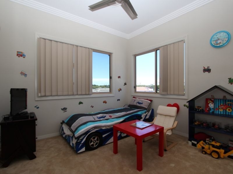 7411 Ellensbrook Drive, Hope Island QLD 4212