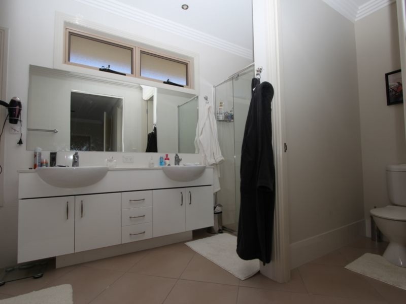 7411 Ellensbrook Drive, Hope Island QLD 4212