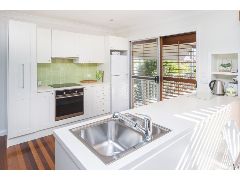 34 Buliti Street, Hope Island QLD 4212