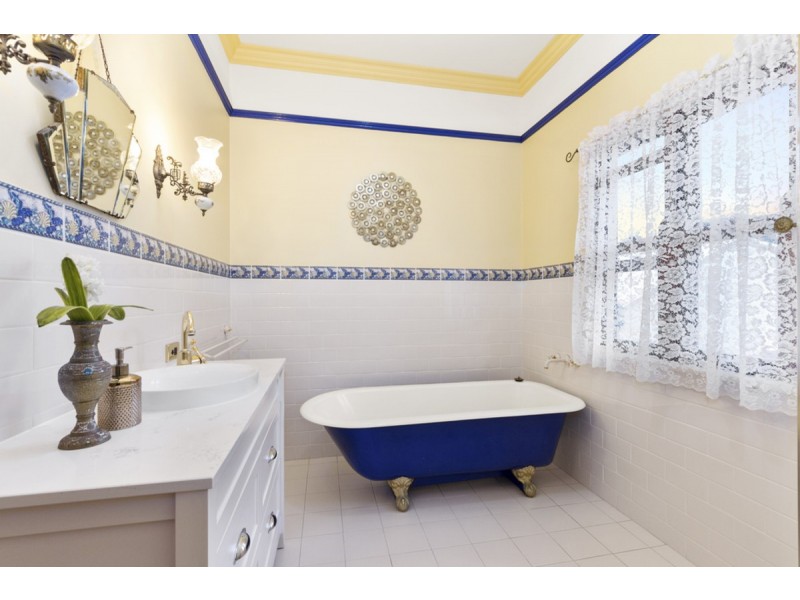 29 Dunnes Avenue, Hope Island QLD 4212