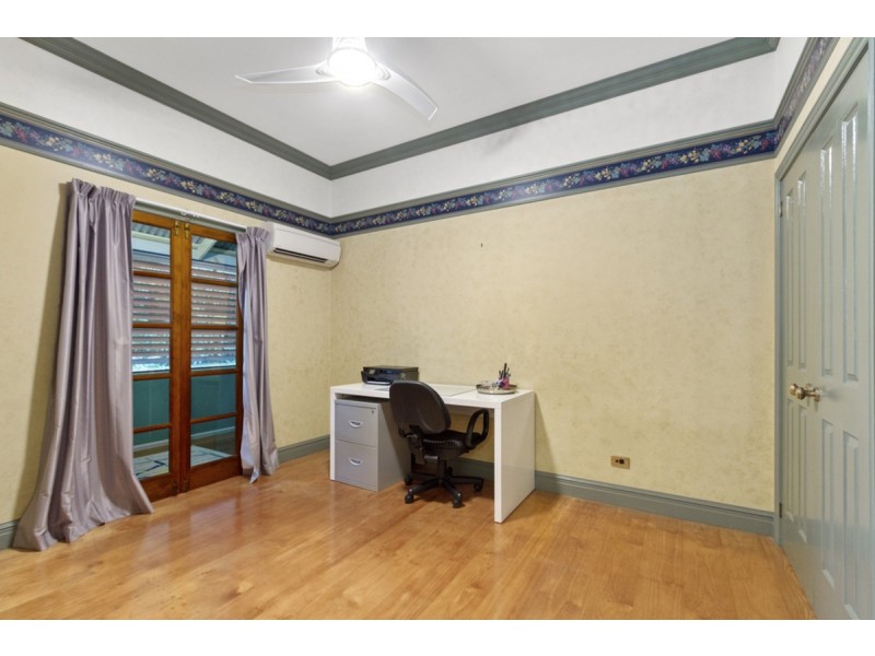 29 Dunnes Avenue, Hope Island QLD 4212