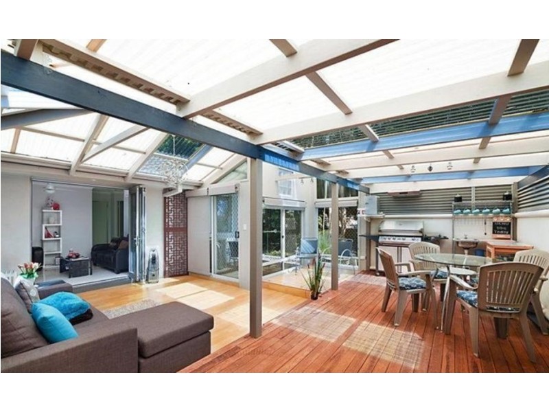 14 Coombe Avenue, Paradise Point QLD 4216