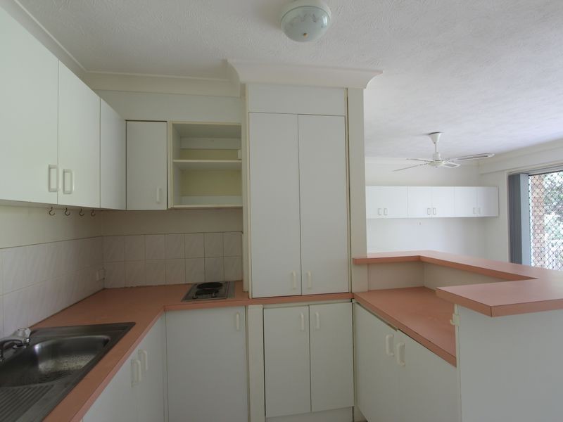 2/16-18 Abalone Avenue, Paradise Point QLD 4216