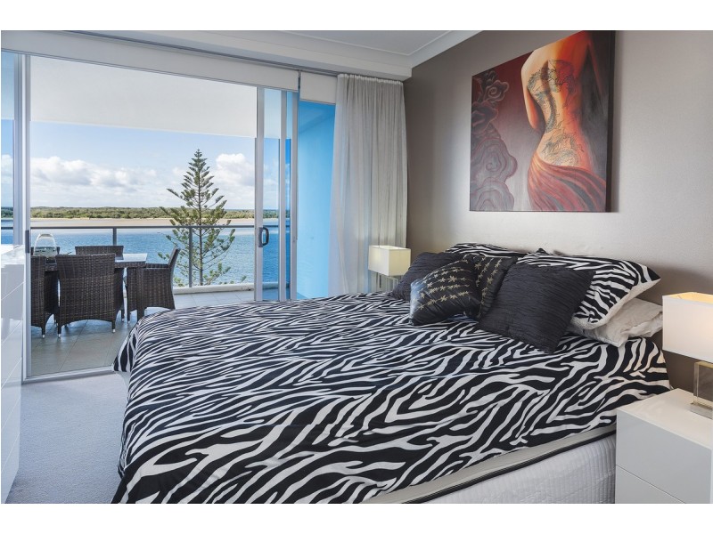 611/430 Marine Parade, Biggera Waters QLD 4216