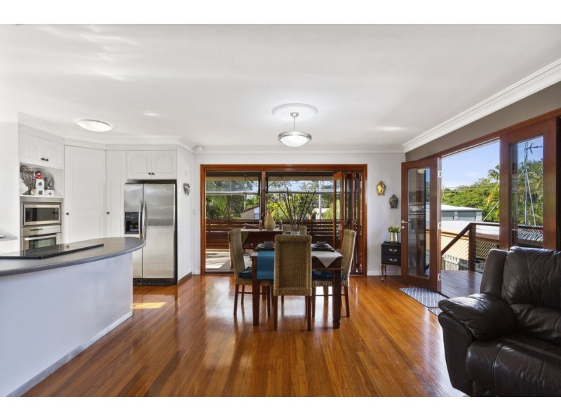 40 Tallara Street, Coombabah QLD 4216