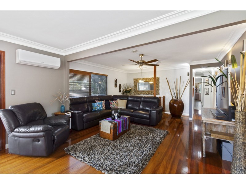 40 Tallara Street, Coombabah QLD 4216