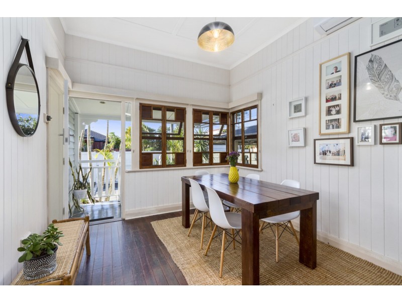 24 Clam Street, Runaway Bay QLD 4216