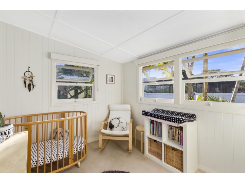 24 Clam Street, Runaway Bay QLD 4216