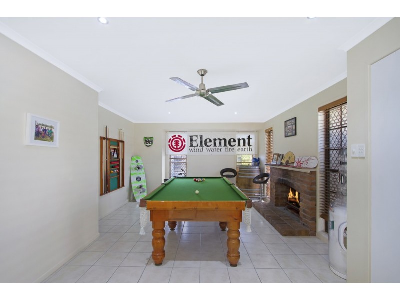 4 Eacham Avenue, Coombabah QLD 4216