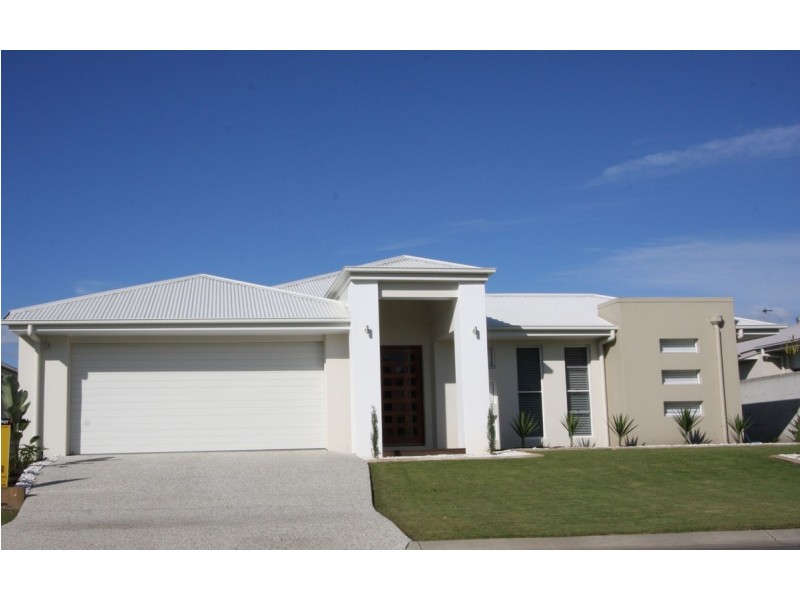 11 Rhodium Crescent, Hope Island QLD 4212