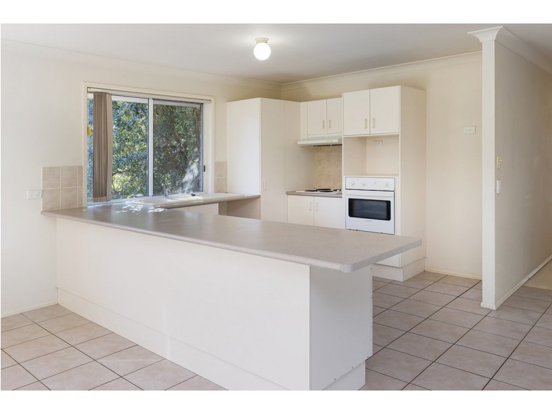 1 Meadowvale Street, Oxenford QLD 4210