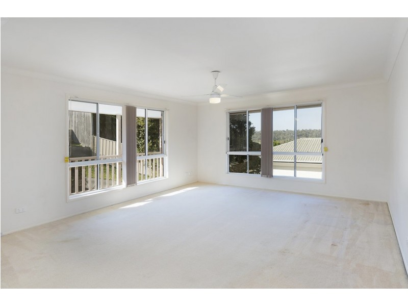 1 Meadowvale Street, Oxenford QLD 4210