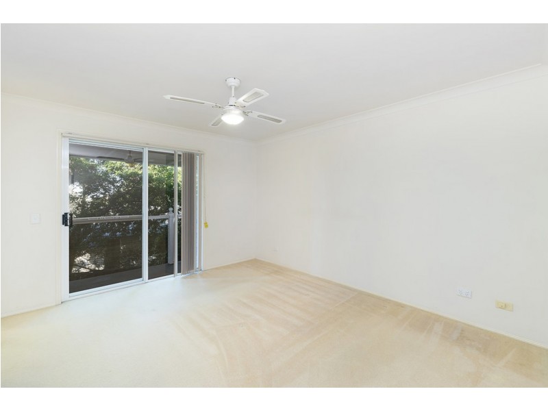 1 Meadowvale Street, Oxenford QLD 4210