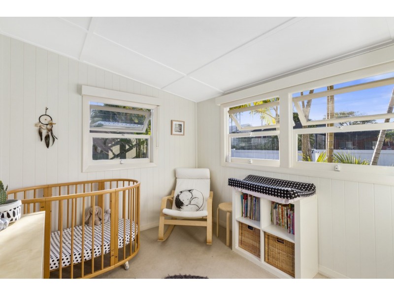 24 Clam Street, Runaway Bay QLD 4216