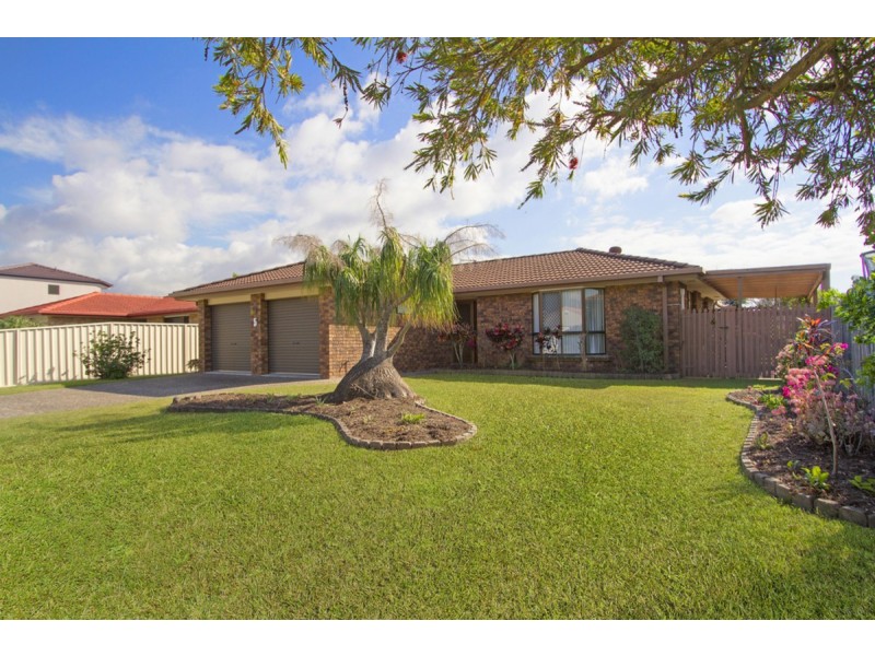 5 Lakefield Crescent, Paradise Point QLD 4216