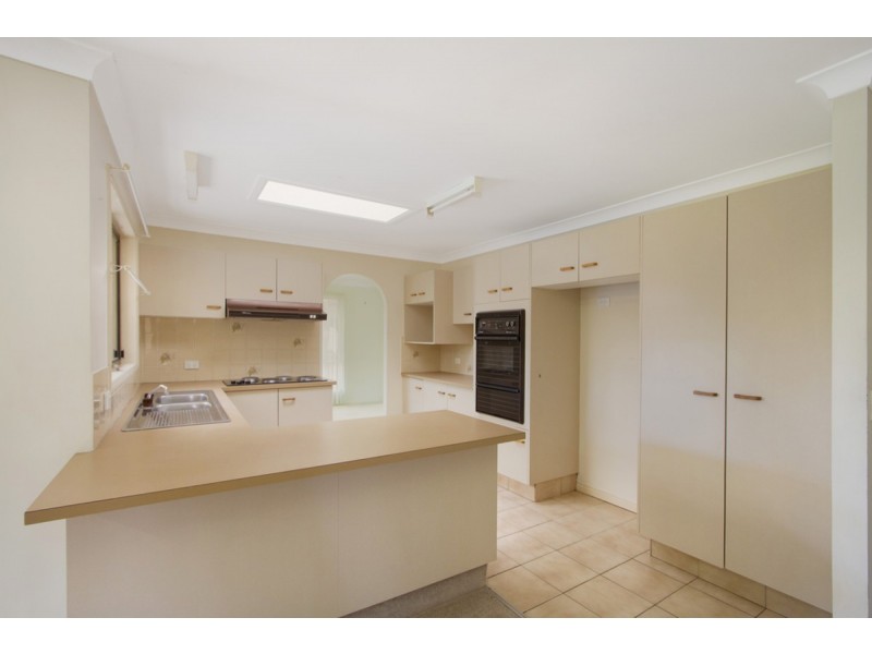 5 Lakefield Crescent, Paradise Point QLD 4216