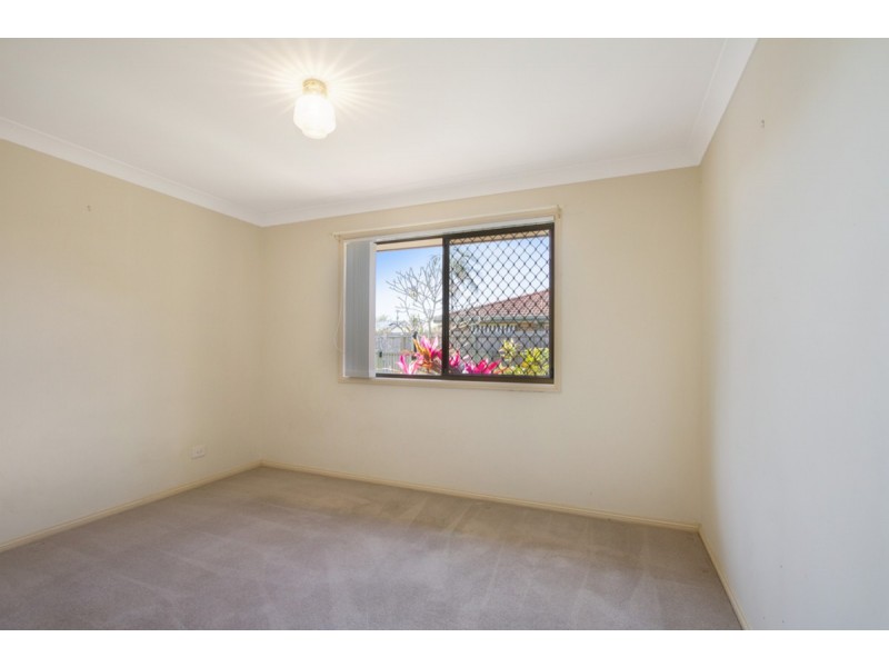 5 Lakefield Crescent, Paradise Point QLD 4216