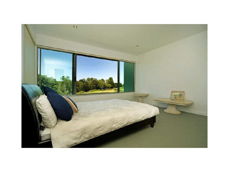Hope Island QLD 4212