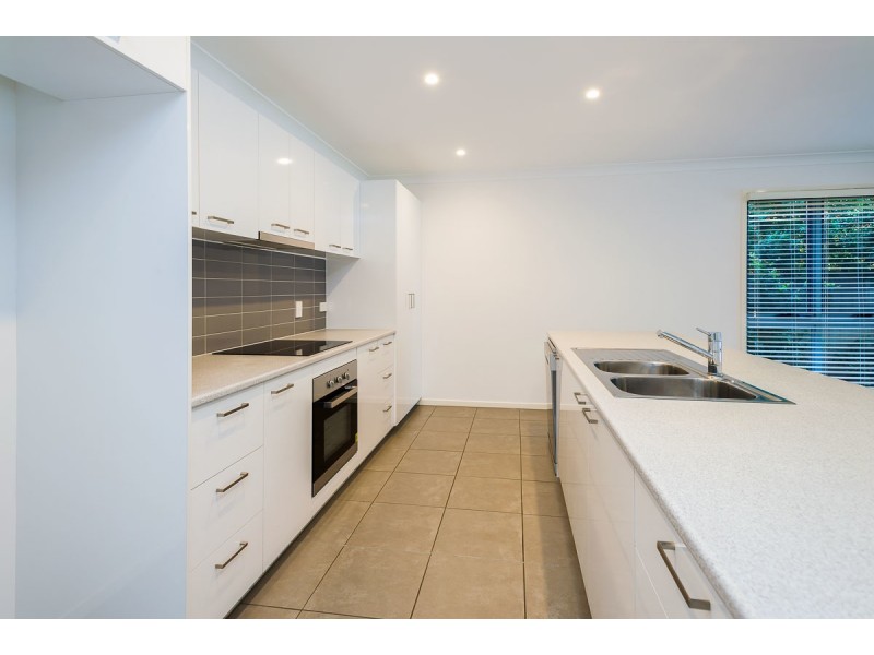 2/40 Alinga Street, Coombabah QLD 4216