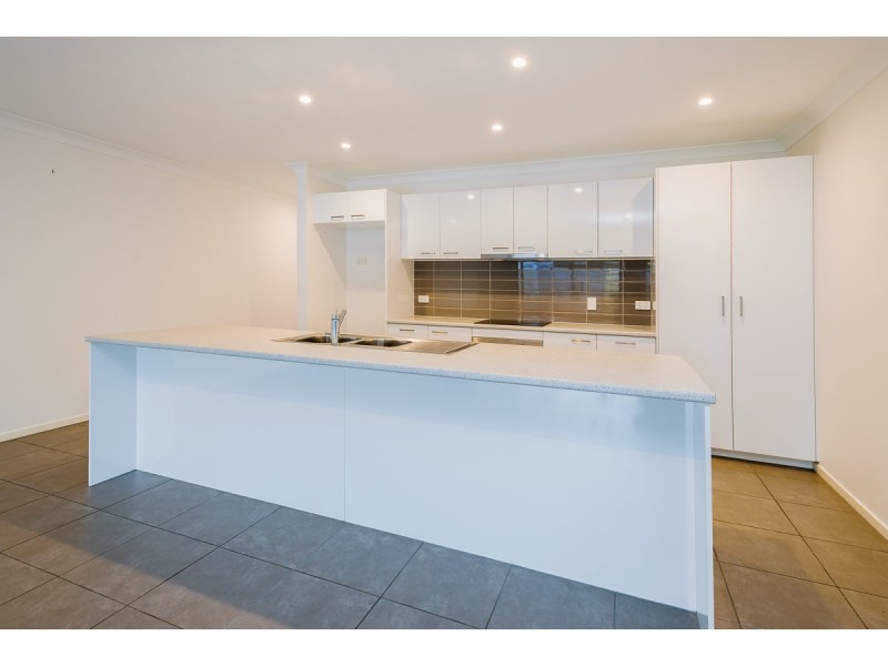 2/40 Alinga Street, Coombabah QLD 4216