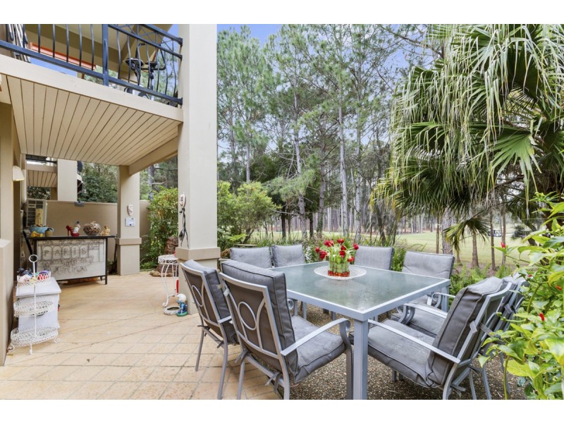 21/23 Santa Barbara Road, Hope Island QLD 4212