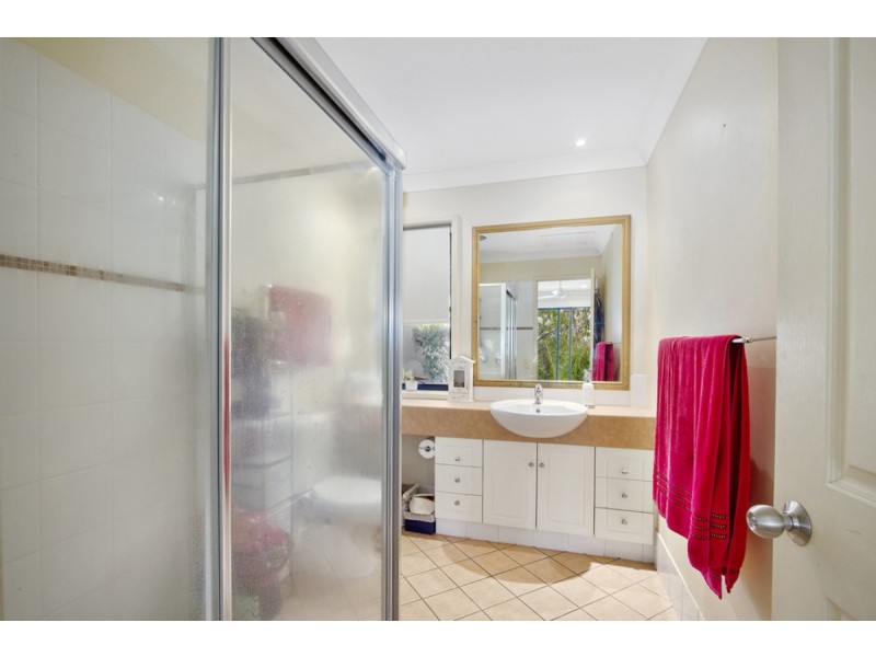 21/23 Santa Barbara Road, Hope Island QLD 4212