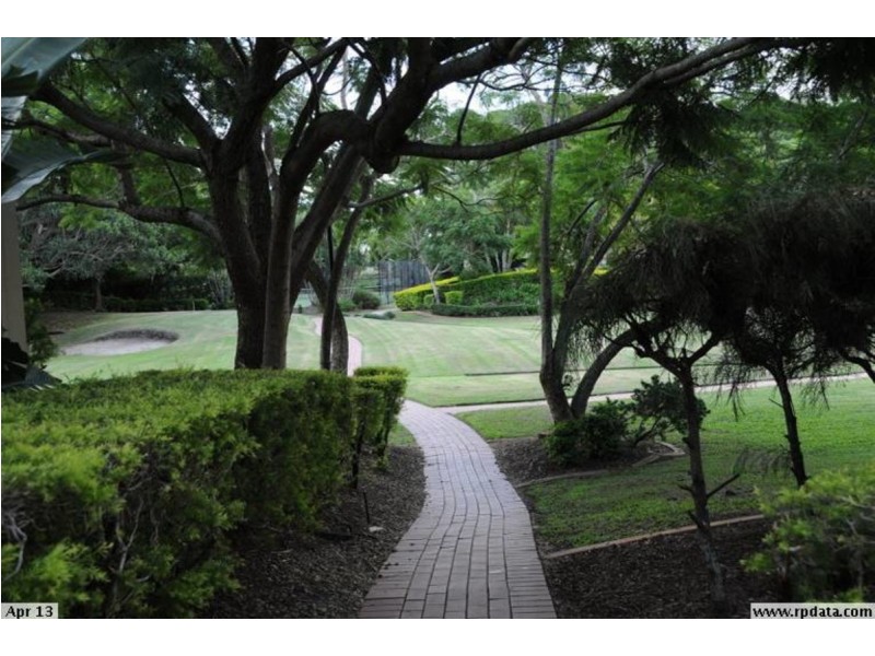 21/23 Santa Barbara Road, Hope Island QLD 4212