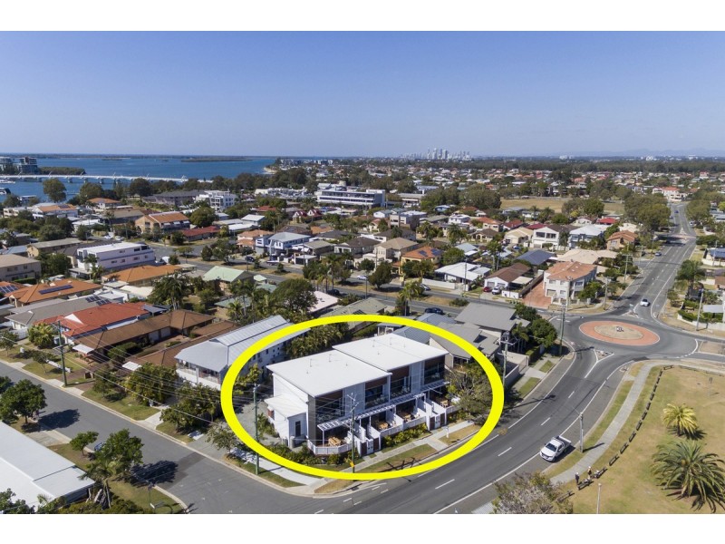 1/38 Nankeen Avenue, Paradise Point QLD 4216