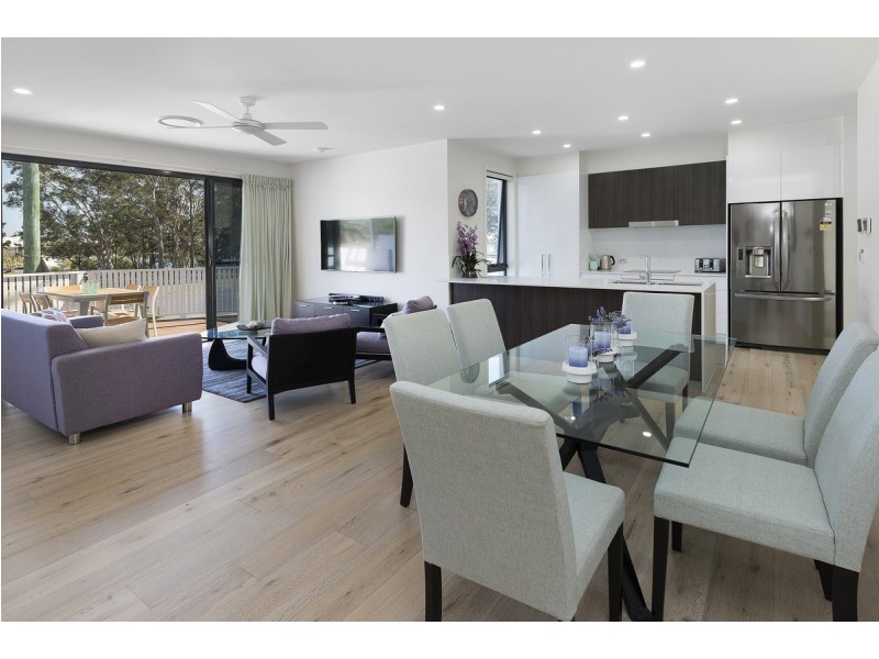 4/38 Nankeen Avenue, Paradise Point QLD 4216