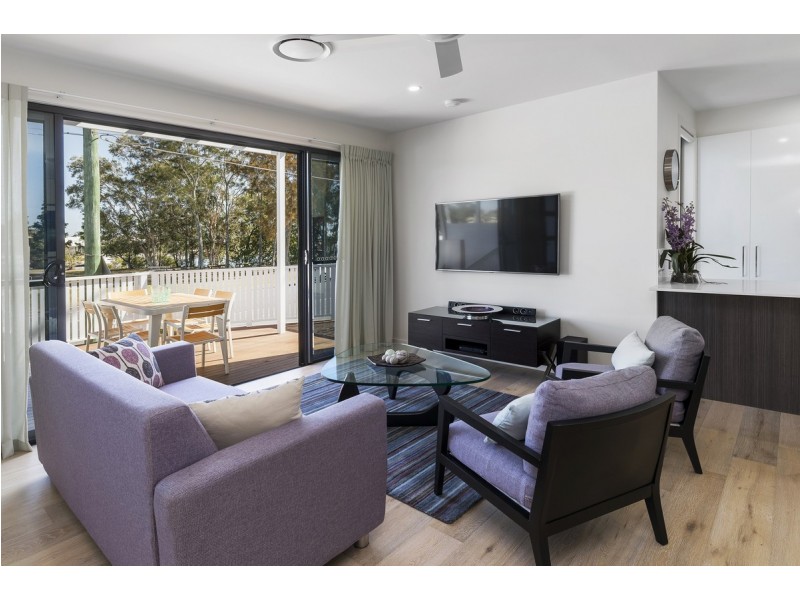 4/38 Nankeen Avenue, Paradise Point QLD 4216