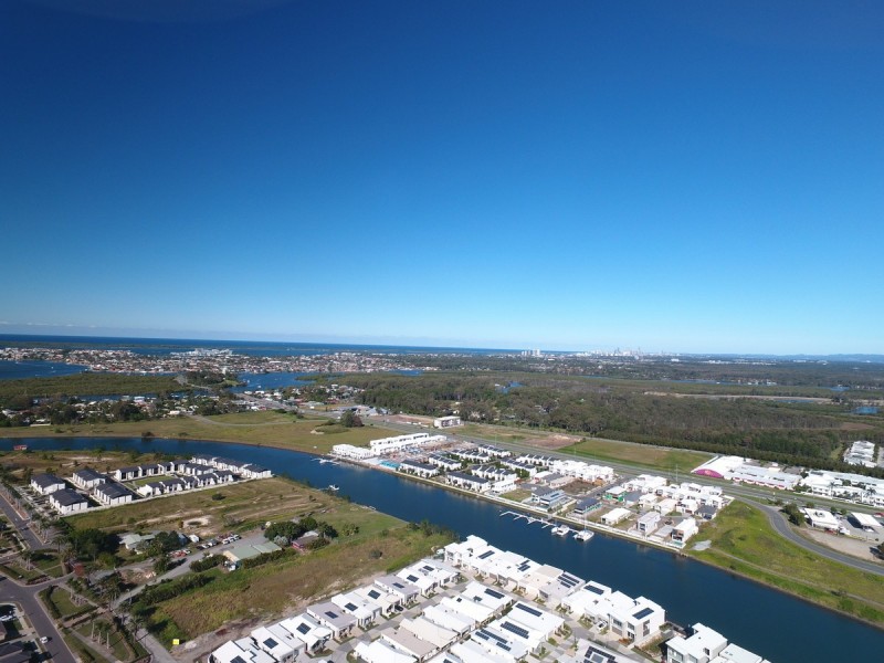 50 Broadwater Avenue, Hope Island QLD 4212