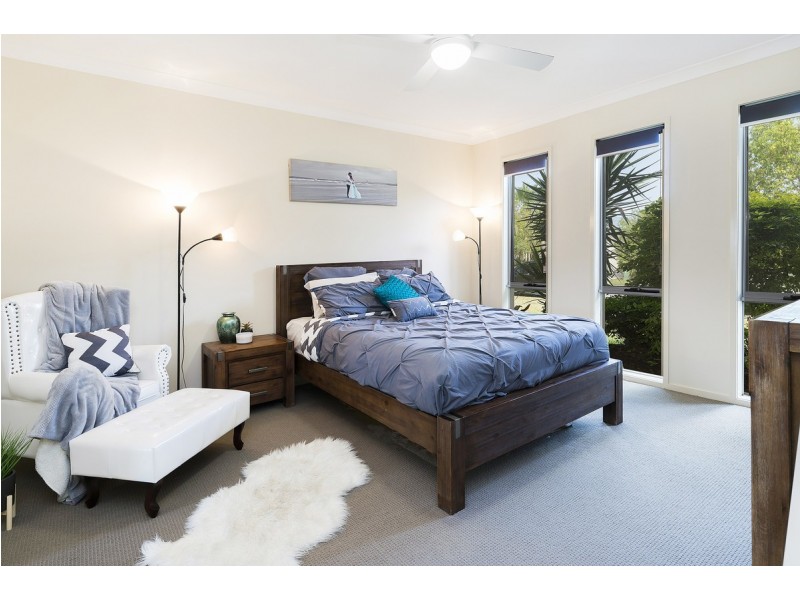 10 Iridium Drive, Hope Island QLD 4212