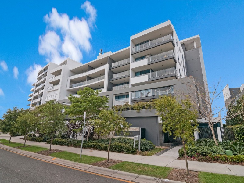 504/11 Compass Drive, Biggera Waters QLD 4216