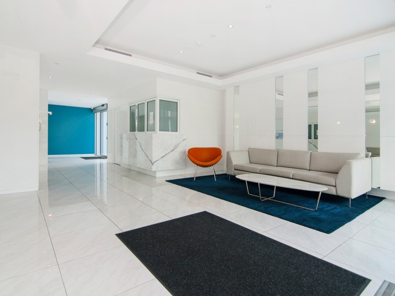 504/11 Compass Drive, Biggera Waters QLD 4216