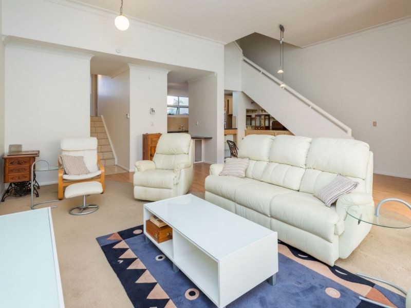 12/100 Morala Avenue, Runaway Bay QLD 4216