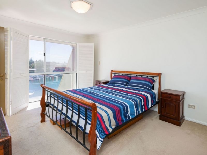 12/100 Morala Avenue, Runaway Bay QLD 4216