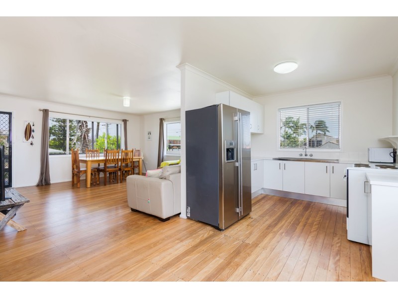 45 Howard Street, Runaway Bay QLD 4216