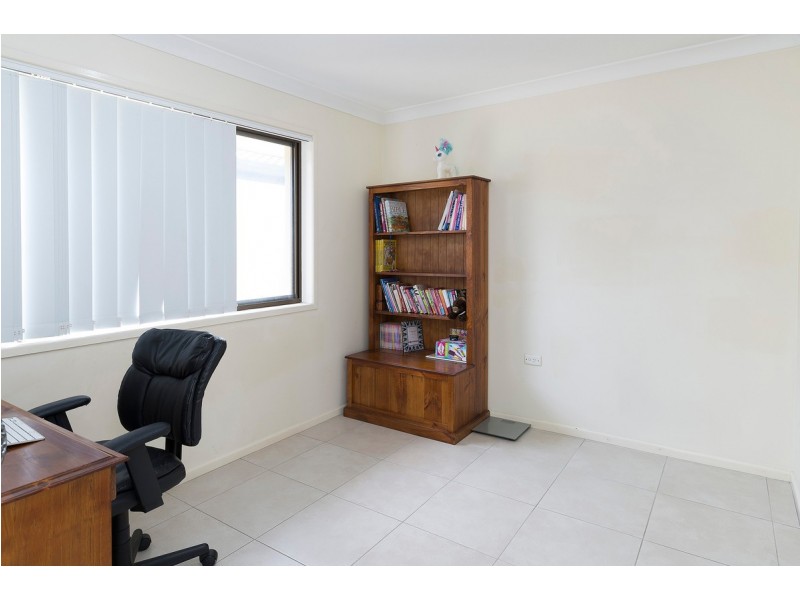68 Oxley Drive, Paradise Point QLD 4216