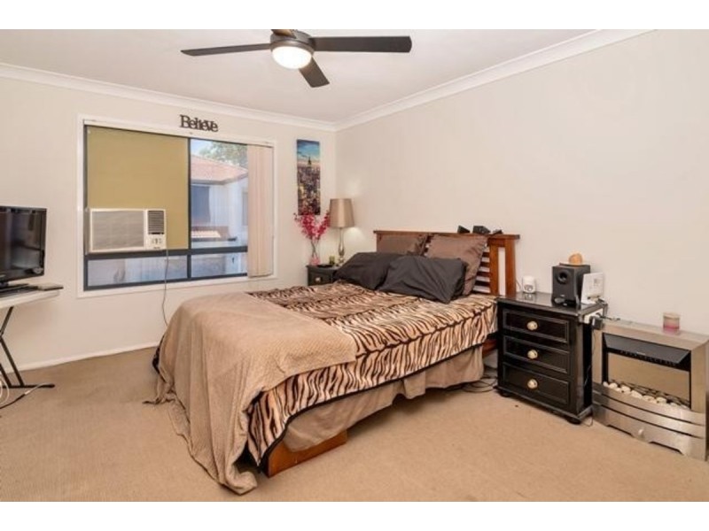 2/120 Pohlman Street, Southport QLD 4215