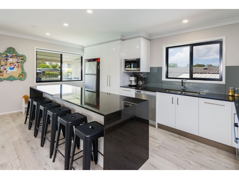 22 Nambur Street, Runaway Bay QLD 4216