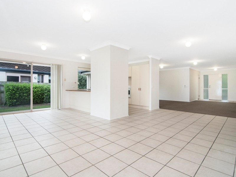 44 Burrendong Road, Coombabah QLD 4216