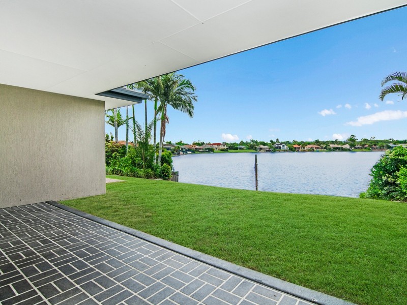 44 Burrendong Road, Coombabah QLD 4216