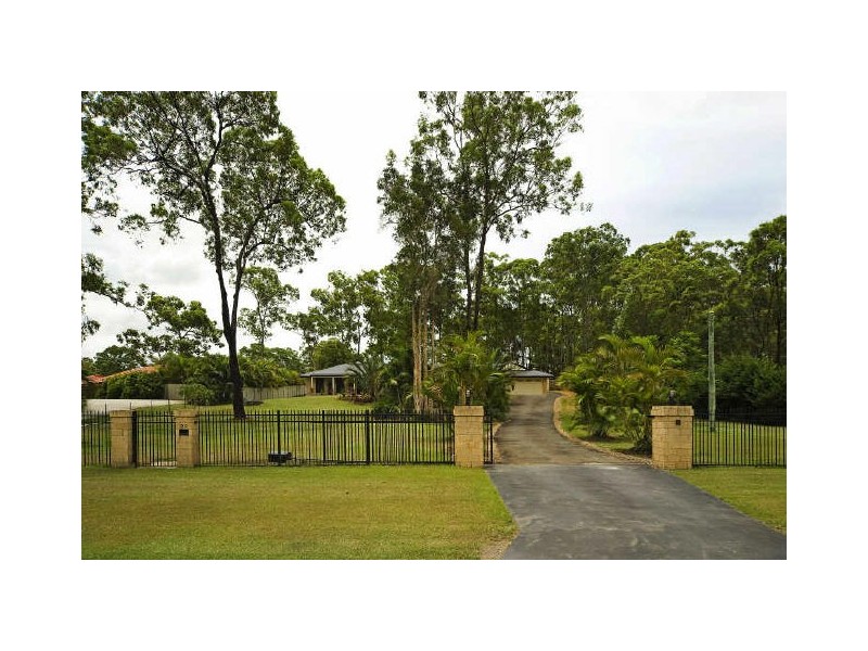 22 Eastern Court, Helensvale QLD 4212