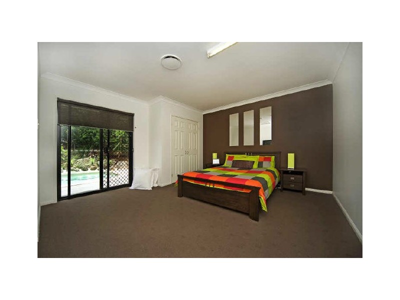 22 Eastern Court, Helensvale QLD 4212