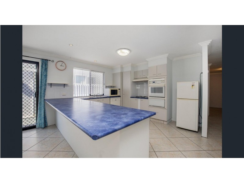 60 Jacaranda Avenue, Hollywell QLD 4216