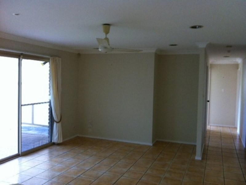 7 Bathurst Court, Helensvale QLD 4212