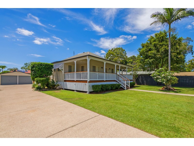 26 Crescent Avenue, Hope Island QLD 4212