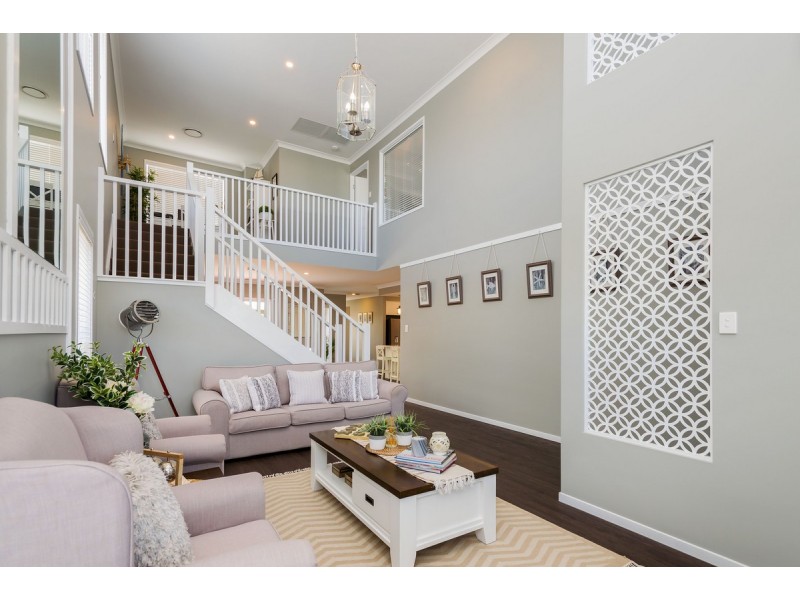 38 Azure Way, Coomera QLD 4209